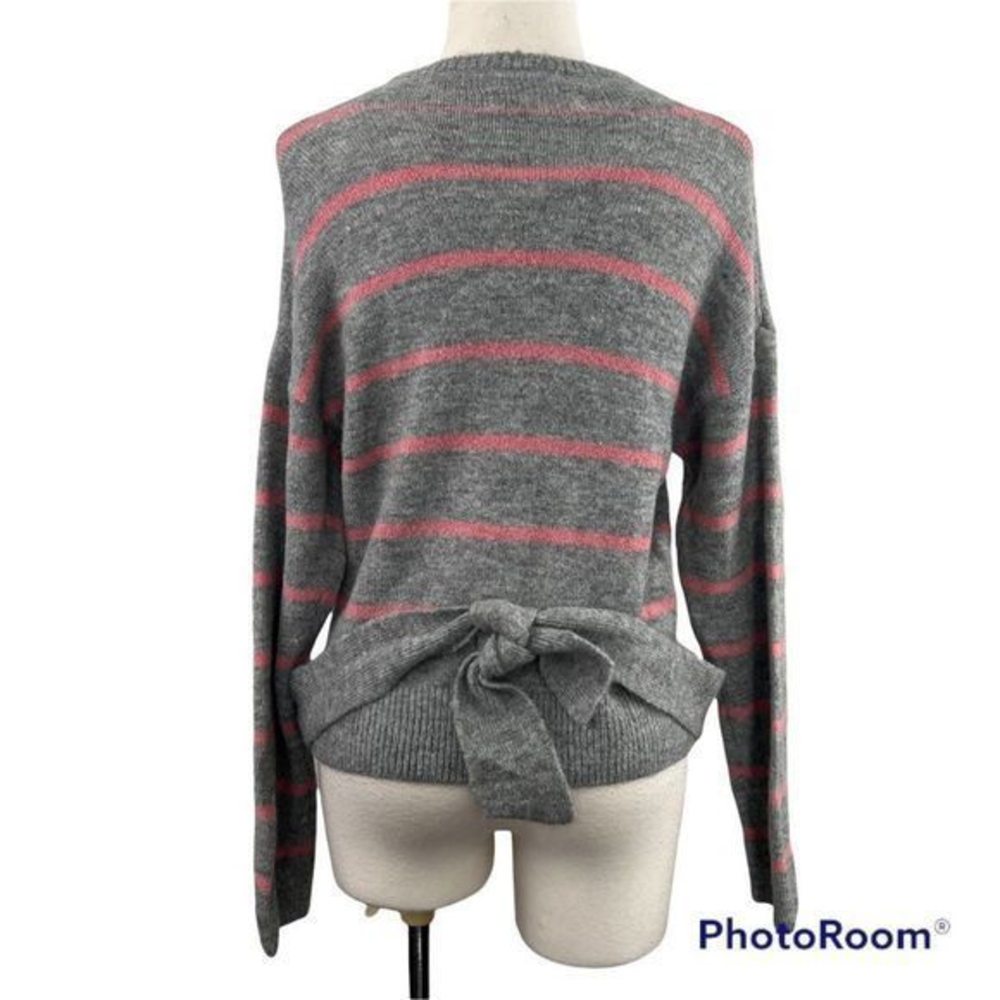 NWT WAYF‎ Grey Pink Striped Crew Neck Wrap Back Sweater (XS)